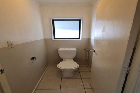 Photo of property in 1/53 Priestley Drive, Bucklands Beach, Auckland, 2014