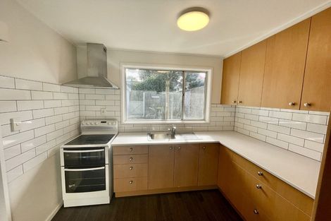 Photo of property in 7f1 Rangitane Street, Maupuia, Wellington, 6022