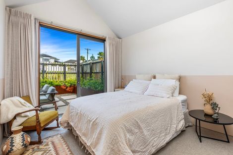 Photo of property in 50 Tiri Road, Manly, Whangaparaoa, 0930