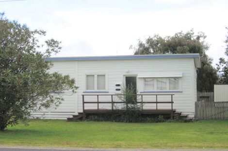 Photo of property in 127 Ajax Road, Whangamata, 3620