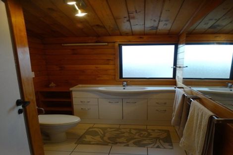 Photo of property in 7 Fernbird Place, Massey, Auckland, 0614