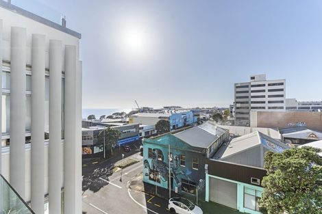 Photo of property in 22 Liardet Apartments, 303/22 Liardet Street, New Plymouth, 4310