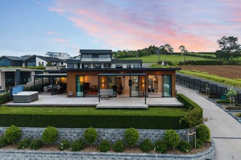 Photo of property in 2 Kohe Way, Pukekohe, 2120