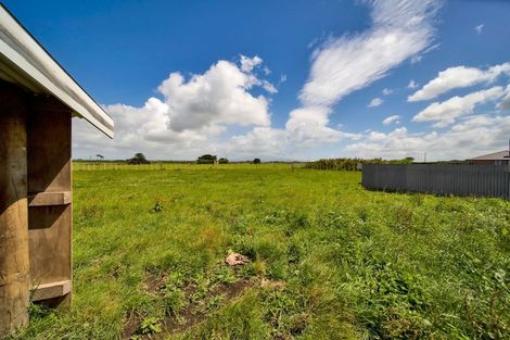 Photo of property in 357 Ketemarae Road, Hawera, 4675