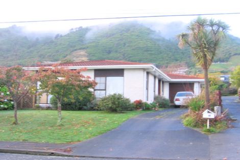 Photo of property in 23 Matenga Street, Waikanae, 5036