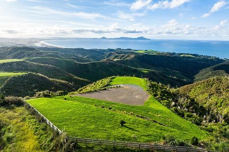 Photo of property in 618 Cullen Road, Waipu, 0582
