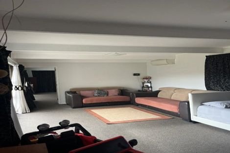 Photo of property in 17 Claridges Road, Casebrook, Christchurch, 8051