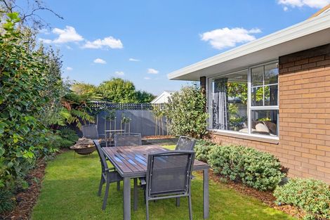 Photo of property in 2/63 Gainsborough Street, Hoon Hay, Christchurch, 8025