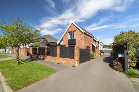 Photo of property in 64 Merivale Lane, Merivale, Christchurch, 8014