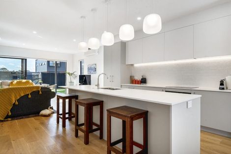 Photo of property in 12 Mahinga Kai Way, Belmont, Auckland, 0622