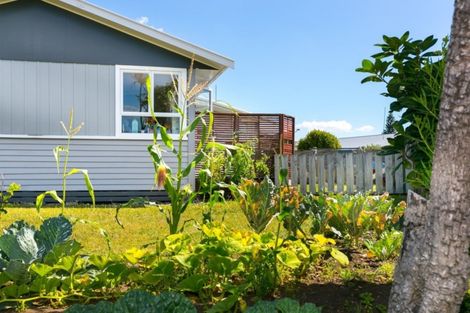 Photo of property in 49 Rosendale Avenue, Spotswood, New Plymouth, 4310