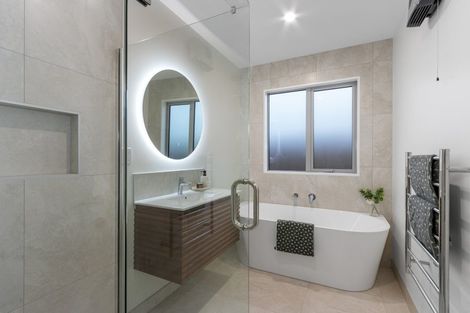 Photo of property in 5 Lorenzos Lane, Halswell, Christchurch, 8025