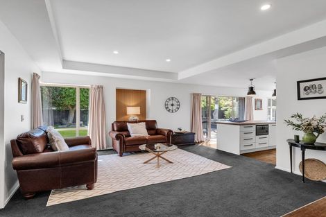 Photo of property in 16 Hemingway Place, Spencerville, Christchurch, 8083
