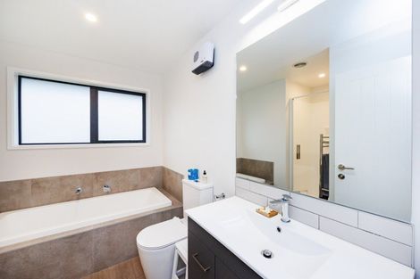 Photo of property in 16b Turoa Street, Maewa, Feilding, 4702