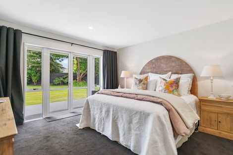 Photo of property in 52 Regent's Park Drive, Casebrook, Christchurch, 8051