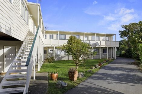 Photo of property in 6/19 Pirie Crescent, Moera, Lower Hutt, 5010