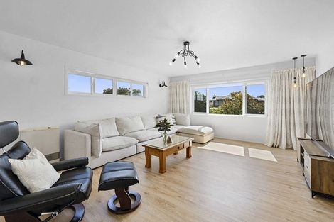 Photo of property in 37 Aratapu Street, Waitara, 4320