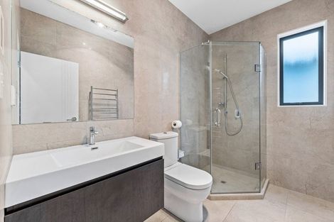 Photo of property in 11 Matisse Drive, West Harbour, Auckland, 0618