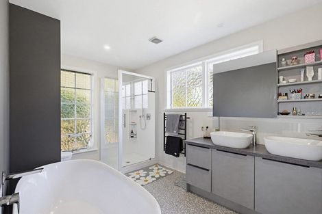 Photo of property in 4 Parklands Drive, Karori, Wellington, 6012