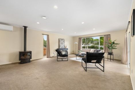 Photo of property in 12 Humphries Place, Awapuni, Palmerston North, 4412