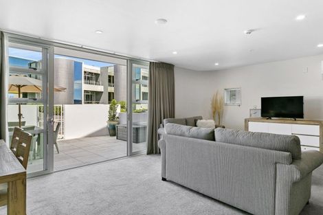 Photo of property in 7/2 Lowell Place, Waipahihi, Taupo, 3330