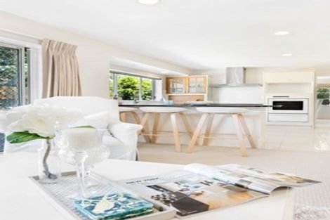 Photo of property in 11 Devon Road, Bucklands Beach, Auckland, 2012