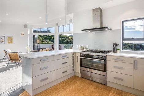 Photo of property in 15 Patiki Place, Titahi Bay, Porirua, 5022