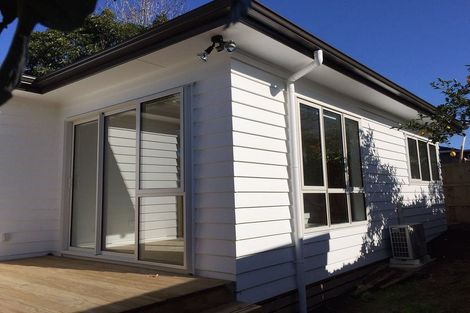 Photo of property in 28 Pooley Street, Pakuranga Heights, Auckland, 2010