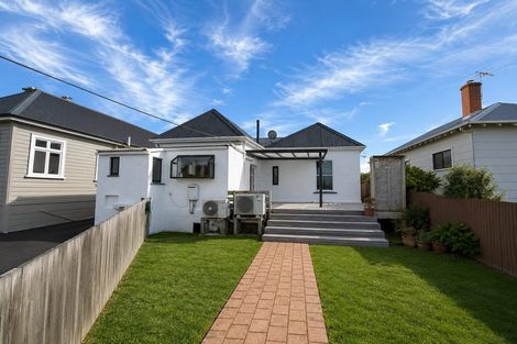 Photo of property in 12 Coughtrey Street, Saint Clair, Dunedin, 9012