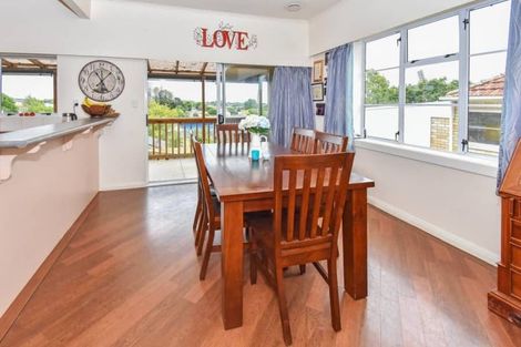 Photo of property in 8 Prospect Terrace, Pukekohe, 2120
