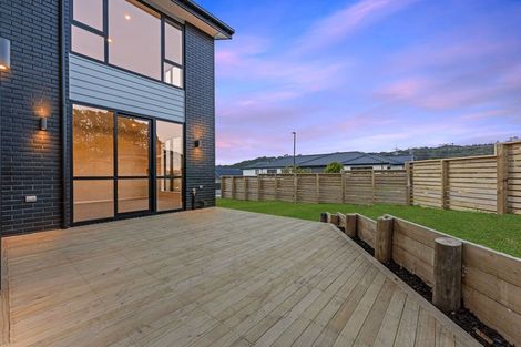 Photo of property in 19 Paihere Street, Huapai, 0810
