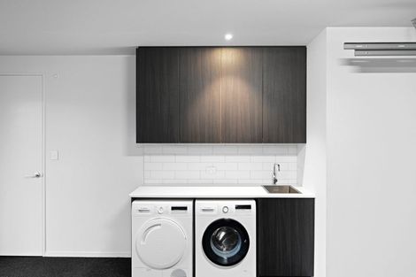 Photo of property in 1/2 Manning Street, Hamilton Central, Hamilton, 3204
