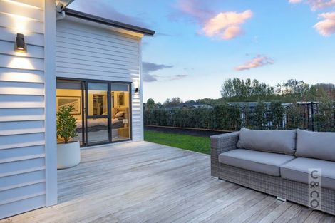 Photo of property in 58 Fruitlands Road, Kumeu, 0810