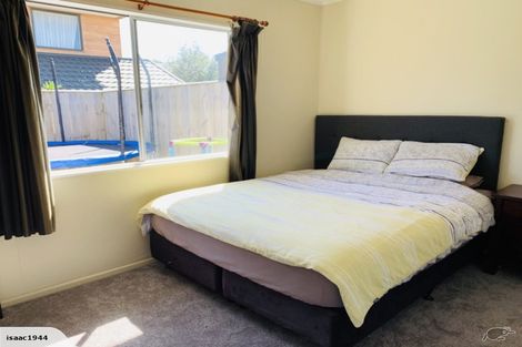 Photo of property in 13f2 Oswald Crescent, Paparangi, Wellington, 6037