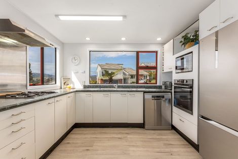 Photo of property in 1 Kedge Lane, Whitby, Porirua, 5024