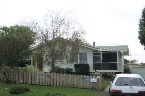 Photo of property in 15 Sunvue Road, Glen Eden, Auckland, 0602