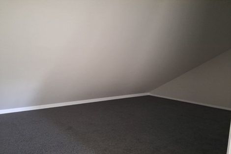 Photo of property in 2/125b Metcalfe Road, Ranui, Auckland, 0612