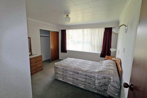Photo of property in 26 Oberon Street, Stratford, 4332