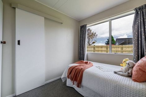 Photo of property in 49 Acacia Street, Kelvin Grove, Palmerston North, 4414