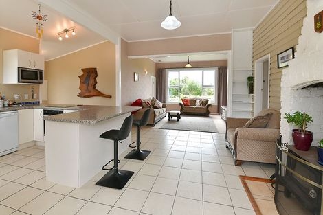 Photo of property in 333 South Head Road, South Head, Helensville, 0874