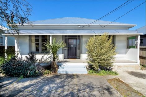 Photo of property in 30 Somerset Crescent, Spreydon, Christchurch, 8024