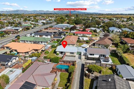 Photo of property in 1/123a Queenspark Drive, Parklands, Christchurch, 8083