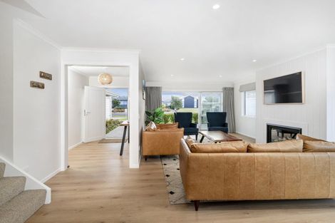 Photo of property in 100 Kupe Drive, Whitianga, 3510