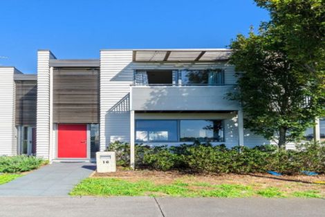 Photo of property in 16 Zabeel Crescent, Takanini, 2112