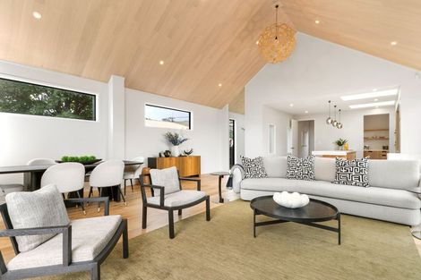 Photo of property in 59 Main Road, Redcliffs, Christchurch, 8081