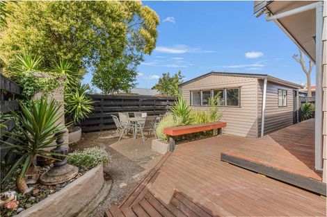 Photo of property in 76a Rugby Street, Awapuni, Palmerston North, 4412
