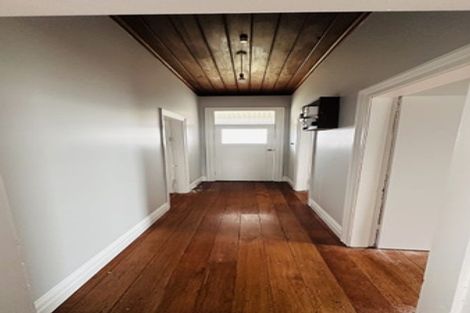 Photo of property in 86 Hinau Street, Castlecliff, Whanganui, 4501