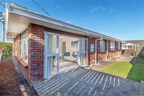 Photo of property in 1/3a Gordon Avenue, Forrest Hill, Auckland, 0620