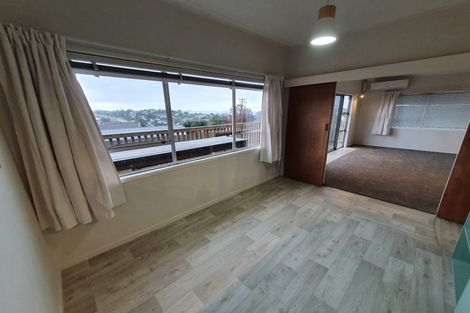 Photo of property in 1 Moera Place, Stanmore Bay, Whangaparaoa, 0932