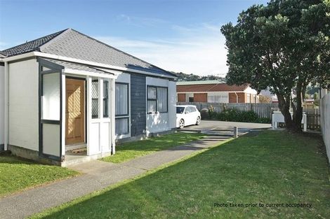 Photo of property in 102u1 Endeavour Street, Lyall Bay, Wellington, 6022